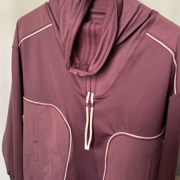 FREE PEOPLE Act Fast Warmth Layer in maroon NWOT sz Large - Picture 6 of 12